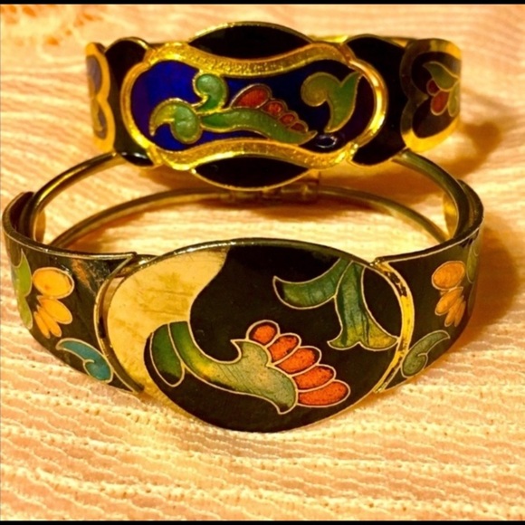 VINTAGE Cloisonné Hinge Bracelet Set - Picture 9 of 9